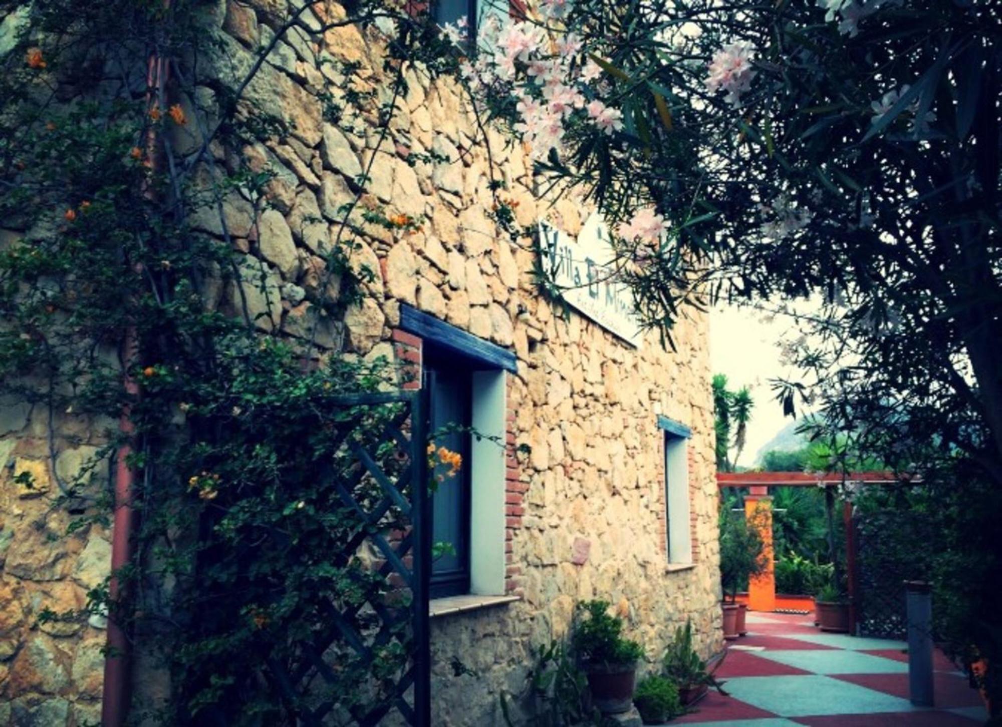 Villa El Minero Gonnesa Exteriér fotografie